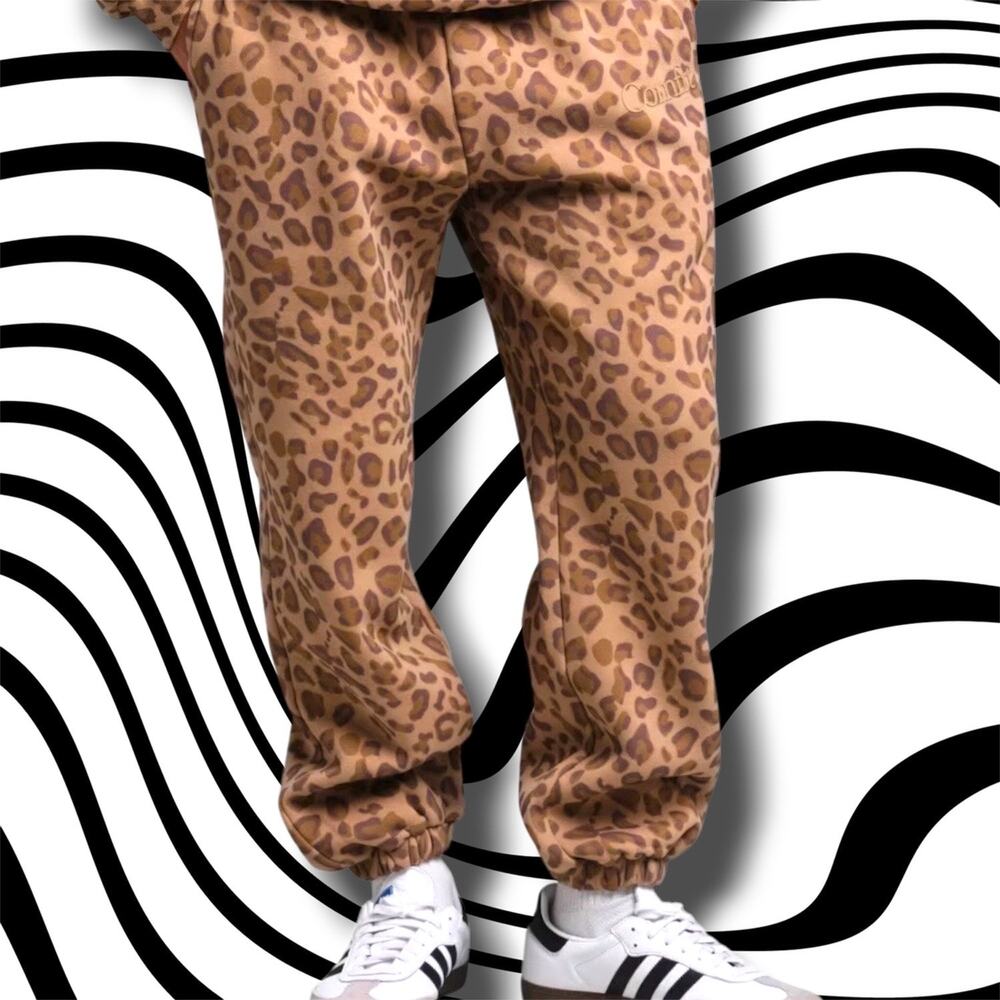 •NEW• CMFRT Womens leopard sweatpants • Size XL